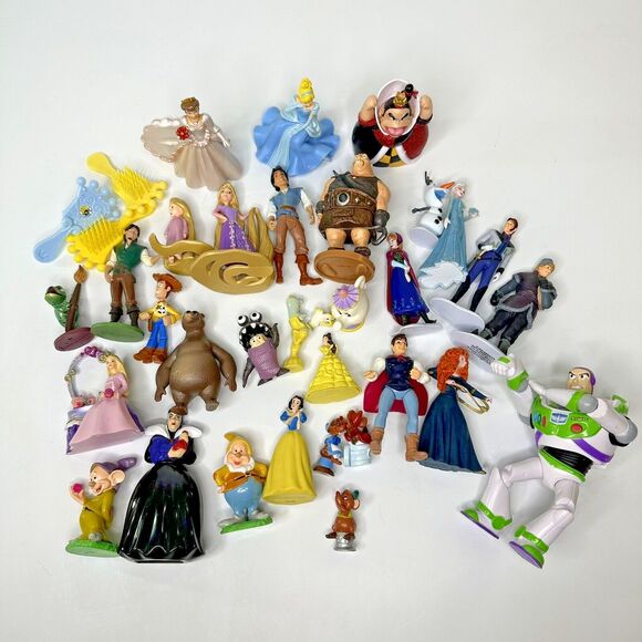 Disney Toy Box Lot 30+ Figures Cake Topper Snow White Cinderella Frozen Princess - Picture 1 of 13